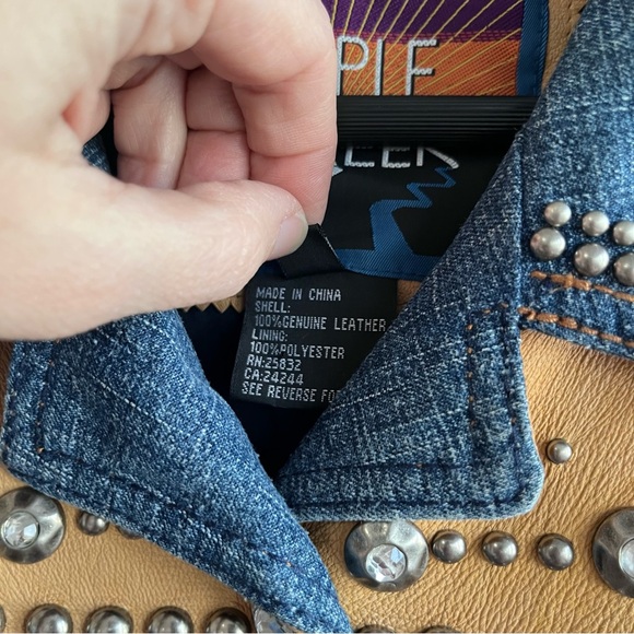 Cripple Creek Western Denim & Leather Studded Rhinestone Jacket - Size M - Picture 7 of 12